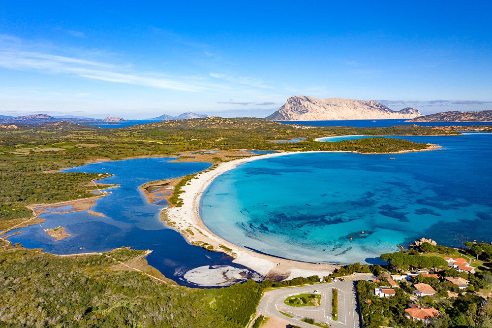 Береговая линия курорта Baglioni Resort Sardinia. Фото: Baglioni Hotels & Resort