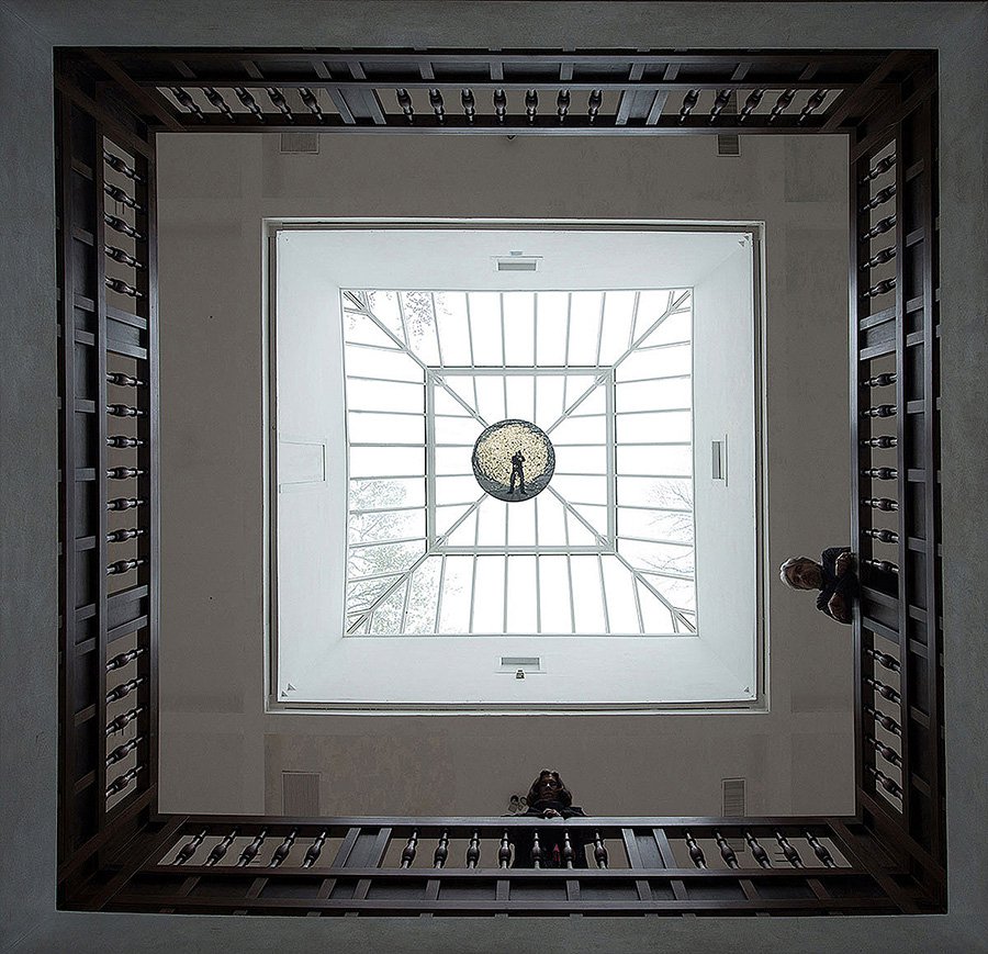 Инсталляция Вадима Захарова «Даная». 2013. Фото: Daniel Zakharov