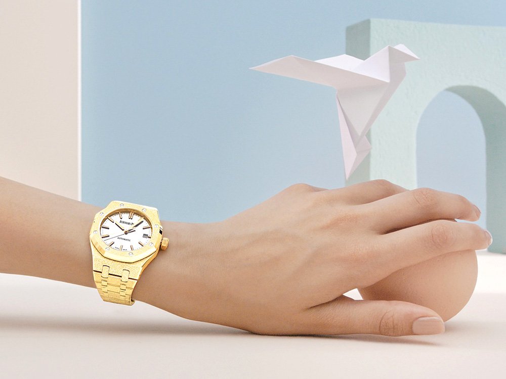 audemars royal oak frosted gold