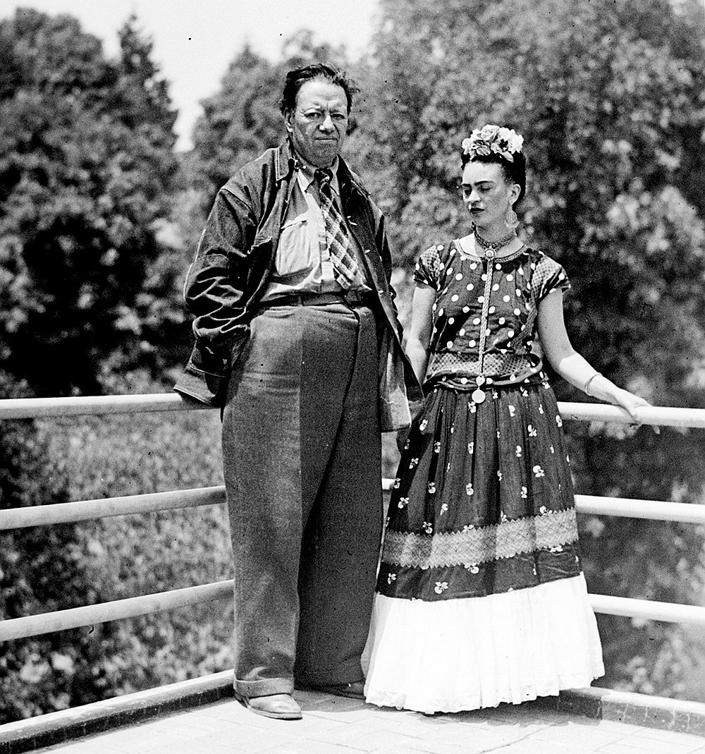 Frida Kahlo and Diego Rivera at their home in Mexico City, 1939. AP/TASS