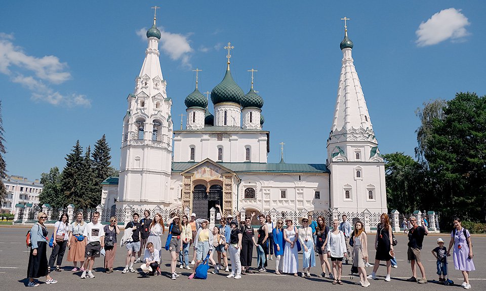 Участники проекта «От города к миру. Великое посольство — проектирование будущего» проводили встречи с экспертами, слушали лекции и ездили в Ярославль и Переславль-Залесский, где изучался образ русского города последней четверти XVII века. Фото: Елена Соколова