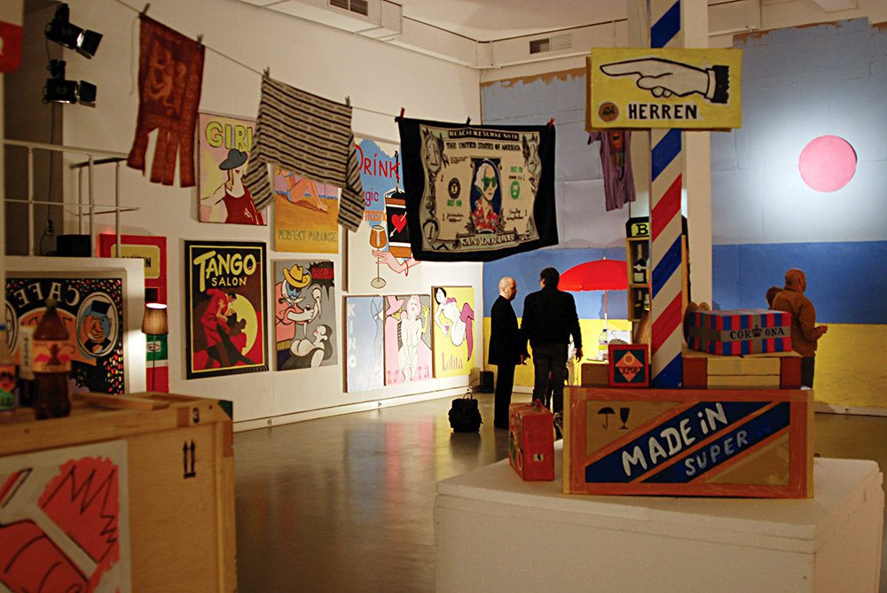 Выставка Константина Звездочетова «Нормальная цивилизация» в XL Галерее. 2009 г. Фото: XL Gallery