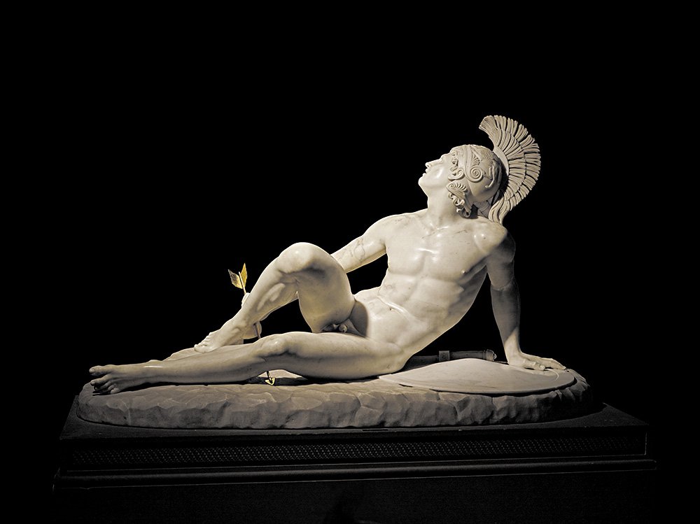 Филиппо Альбачини. «Раненый Ахилл». 1825. Фото: Chatsworth House/The Devonshire Collections, Chatsworth. Reproduced by permission of Chatsworth Settlement Trustees.