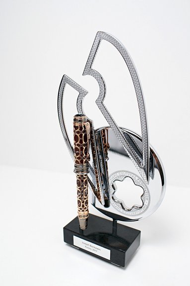 Приз премии Montblanc de la Culture — ручка из коллекции «Покровители искусства»