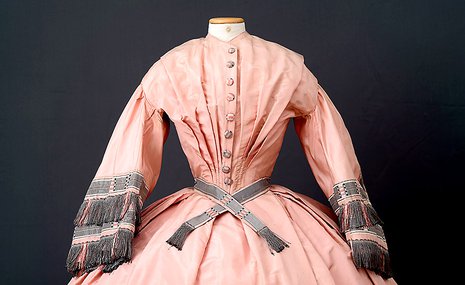 Дефиле длиною в полтора века: женская мода в Историческом музее