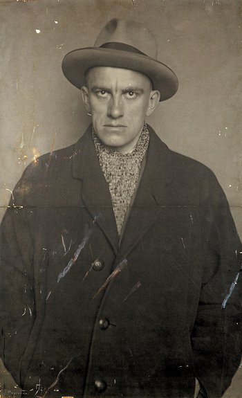 Александр Родченко. «Маяковский». Апрель 1924. Москва. Фото: Государственный музей В.В.Маяковского