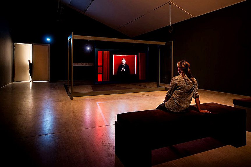 Инсталляция Лоуренса Абу Хамдана. Фото: Courtesy of Turner Contemporary and the artist / David Levene
