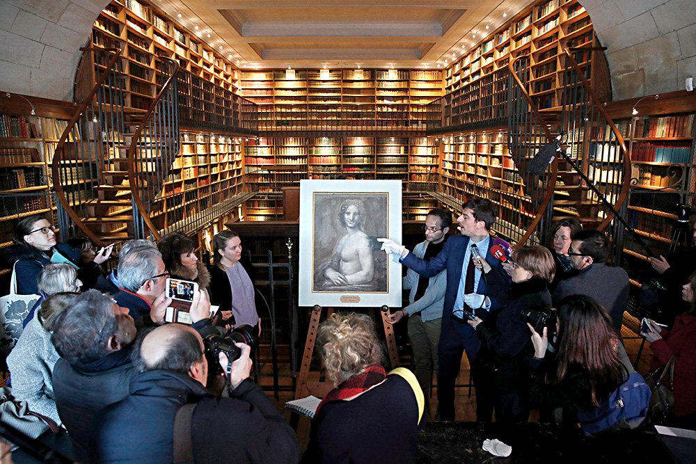 «Обнаженная Джоконда» — условное название безымянного рисунка. Фото: Yoan Volat/EPA/ТАСС