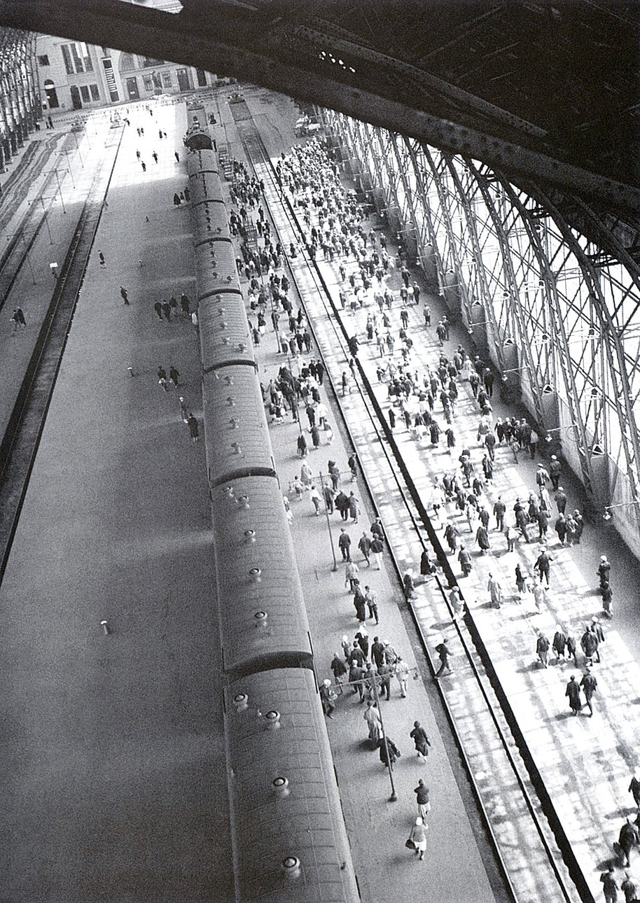 Аркадий Шайхет. «Киевский вокзал. Москва, 1936 г.». Фото: Аркадий Шайхет / Павильон России