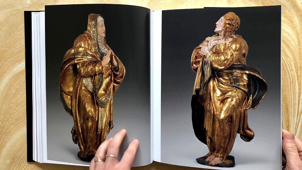 Разворот книги Alonso Berruguete: First Sculptor of Renaissance. Фото: Yale University Pre
