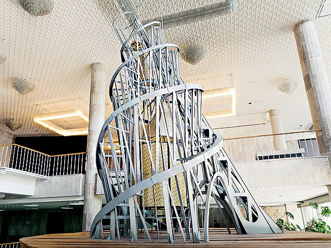 Башня Татлина Фото: Московская биеннале современного искусства