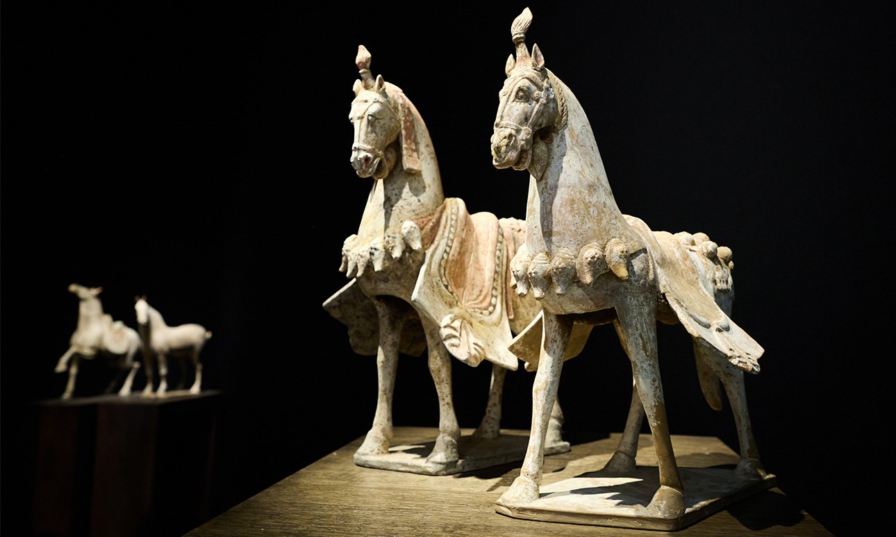 51-й Российский антикварный салон & Lifestyle «Искусство интерьера» в Гостином Дворе.  Фото: пресс-служба 51 Российского Антикварного Салона & 11 Lifestyle «Искусство интерьера»