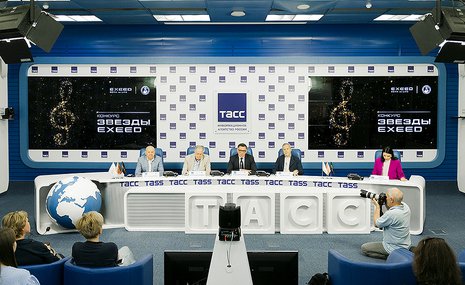 Открывая звезды
