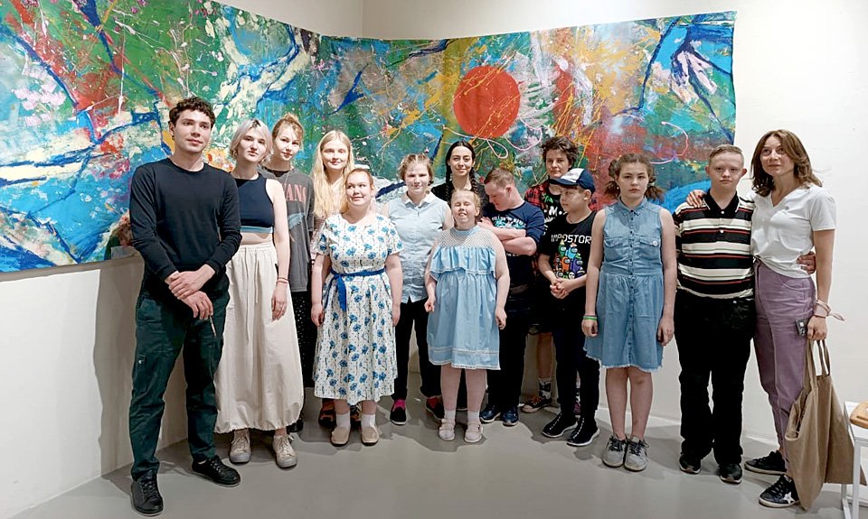 Благотворительный Фонд «Серебрянная Нить» и арт-объединение VOSTORG в Fineart Gallery на «Винзаводе» представляют выставку «Отпечатки души». Фото:  Благотворительный Фонд «Серебрянная Нить»