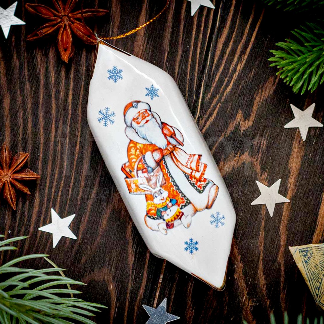 Ёлочная игрушка «Дед Мороз». Императорский фарфоровый завод. Фото: Дом фарфора