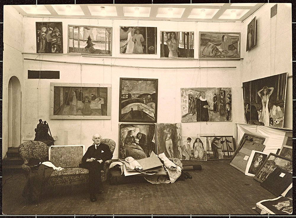 Эдвард Мунк в своей зимней студии. 1938. Фото: Munсh Museum, Oslo