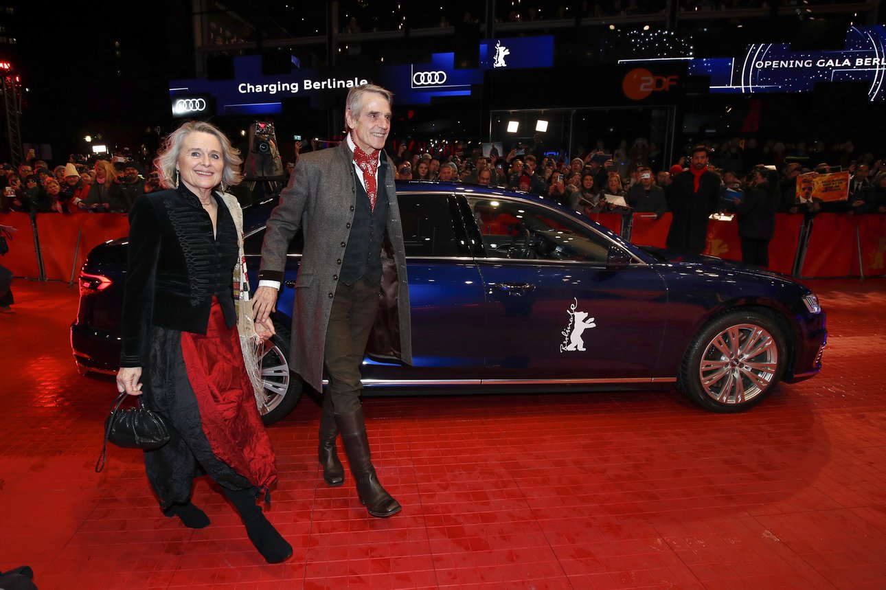 Джереми Айронс и Шинейд Кьюсак на «Берлинале-2020». Фото: Audi
