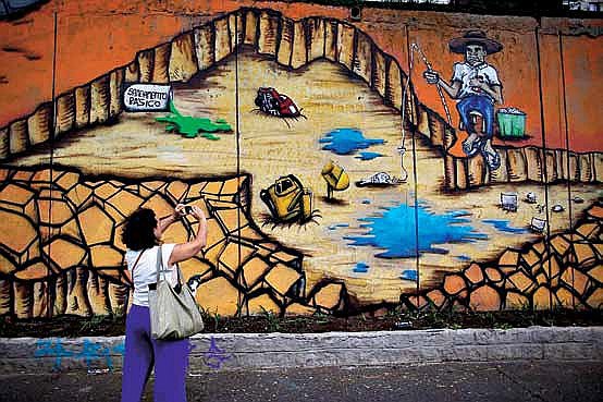 Засуха: граффити бразильского художника Субту посвящены проблеме острой нехватки питьевой воды