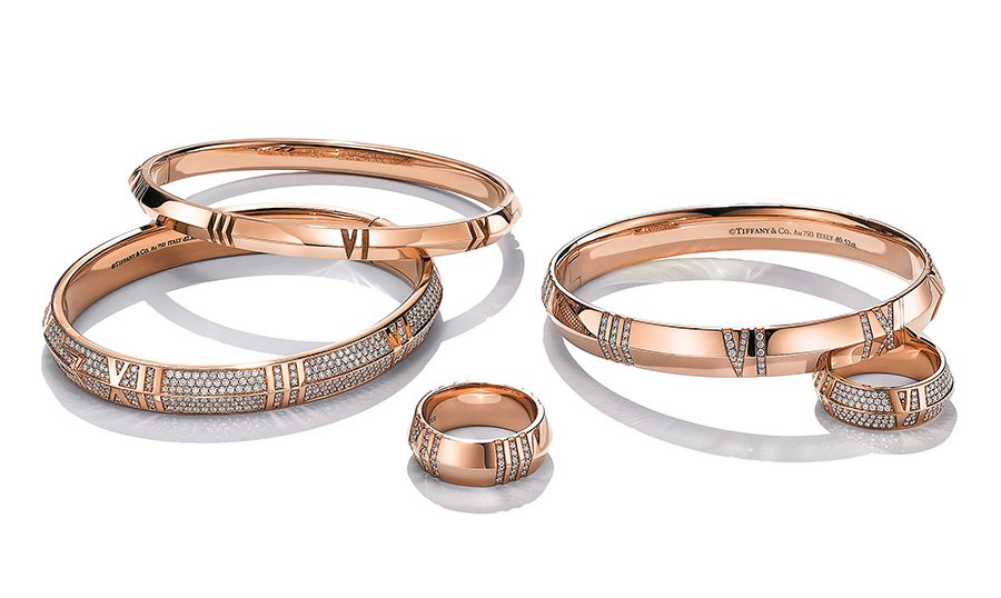 Браслеты и кольца из коллекции Atlas X. Розовое золото, бриллианты. Фото: Tiffany & Co.
