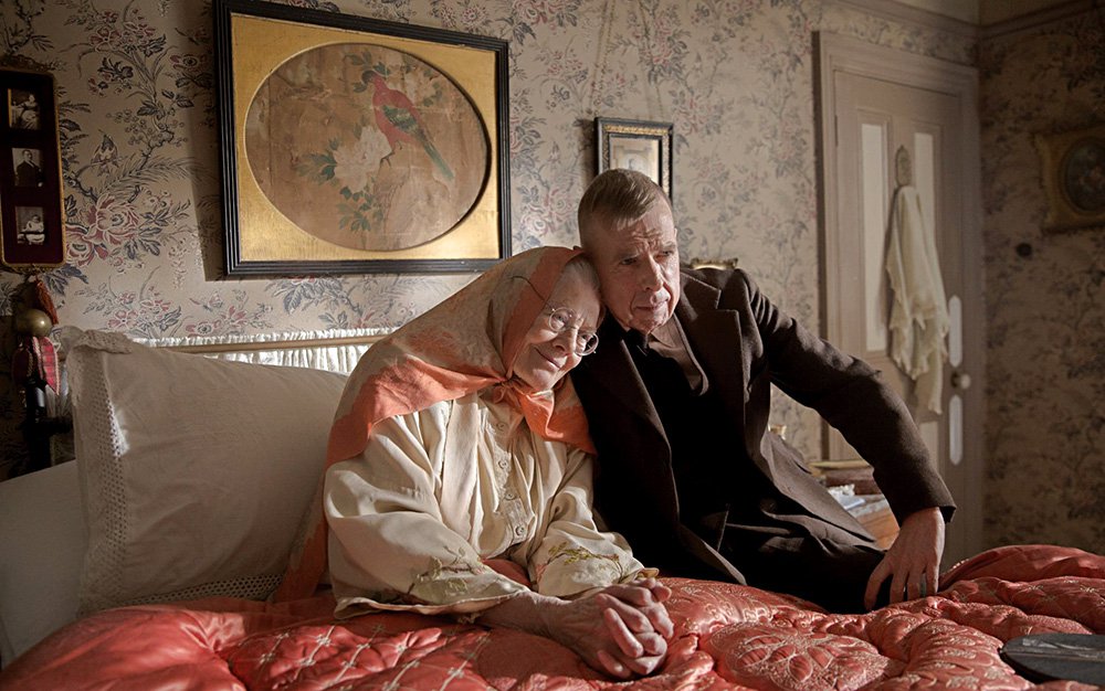 Ванесса Редгрейв и Тимоти Сполл в фильме «Миссис Лаури и сын» (Mrs Lowry & Son) (2019, Великобритания). Фото: Cleopatra Entertainment