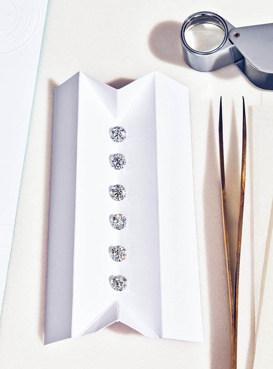 Процесс работы с бриллиантами в мастерской Tiffany & Co. Фото: Tiffany & Co.
