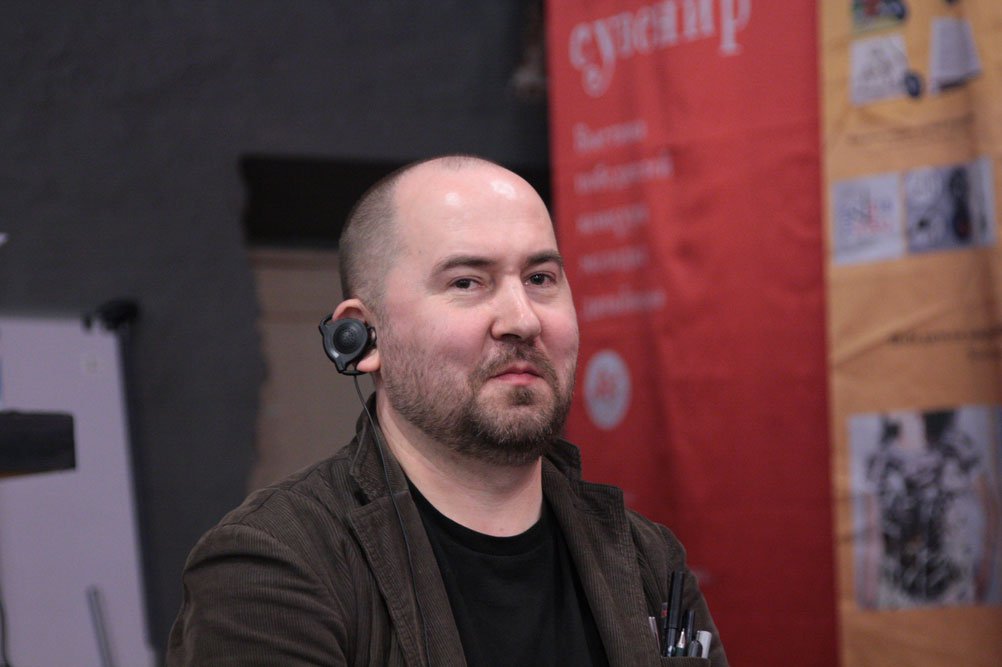 Александр Шабуров / Valerij Ledenev / flickr.com
