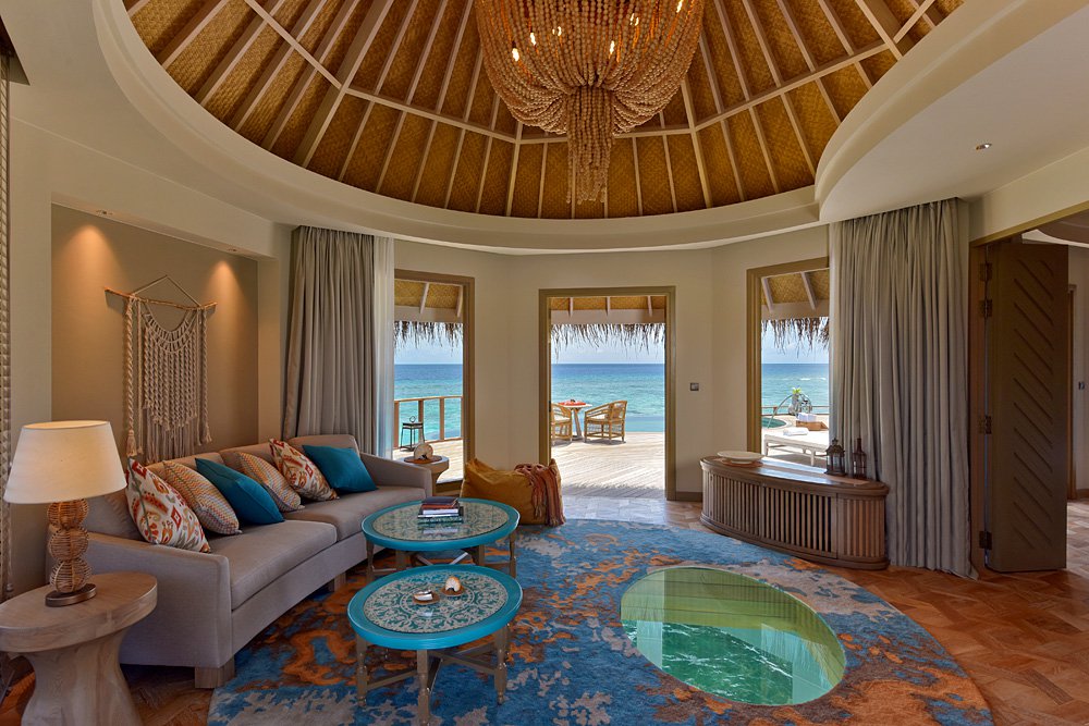 Бутик-отель The Nautilus Maldives. Интерьер виллы