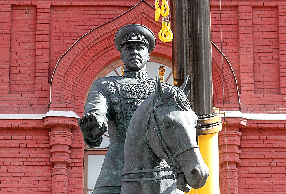Москва памятник маршалу жукову