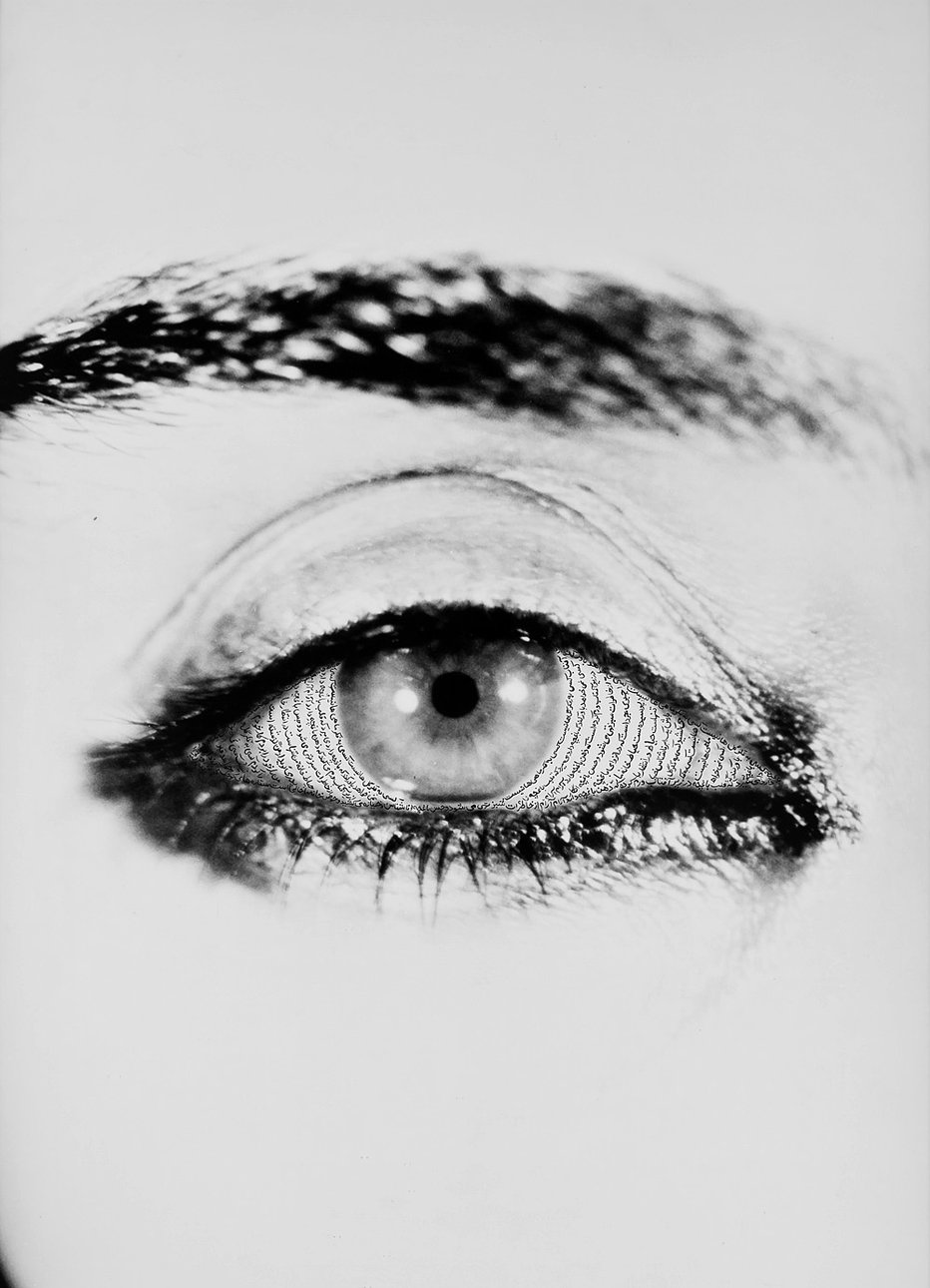Ширин Нешат. Из серии «Женщины Аллаха». 1993–1997. Фото: Shirin Neshat/Courtesy the artist and Gladstone Gallery, New York and Brussel