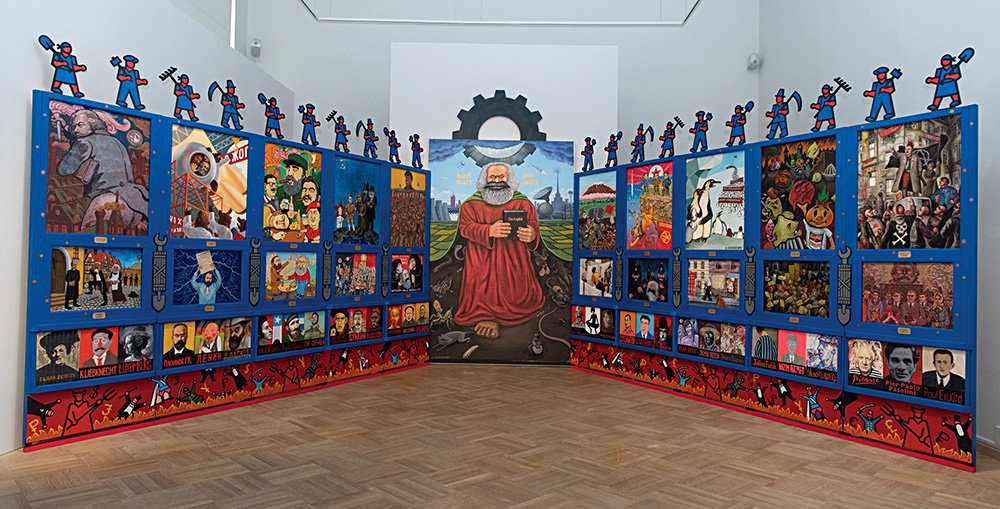 Инсталляция Николая Копейкина на выставке «Карл Маркс навсегда?» в Русском музее. Фото: Государственный Русский музей