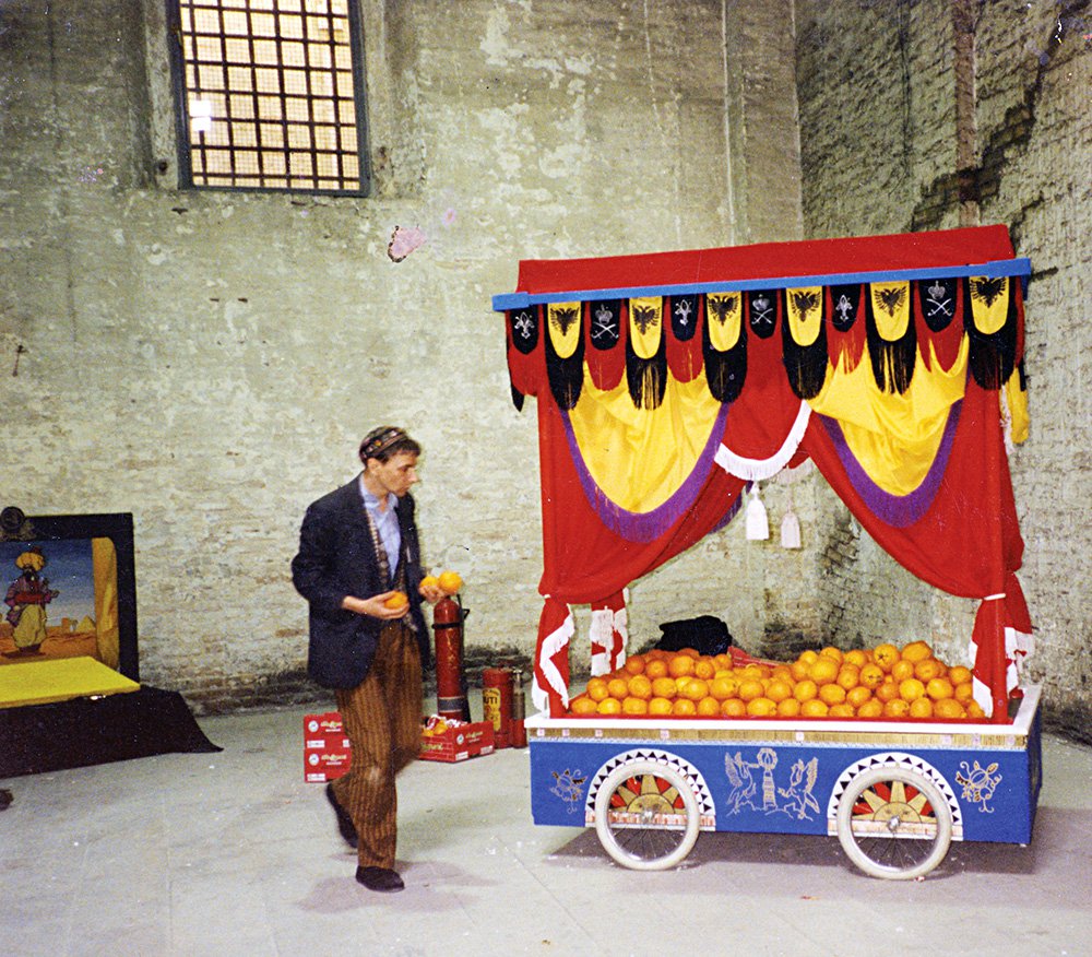 Инсталляция Константина Звездочетова  в основном проекте Aperto 90 44-й Биеннале современного искусства в Венеции. 1990 г. Фото: XL Gallery