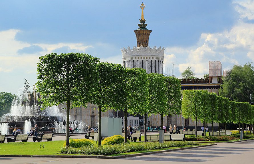 ВДНХ, система цветочных партеров. Результат работ. Фото: Мосгорнаследие