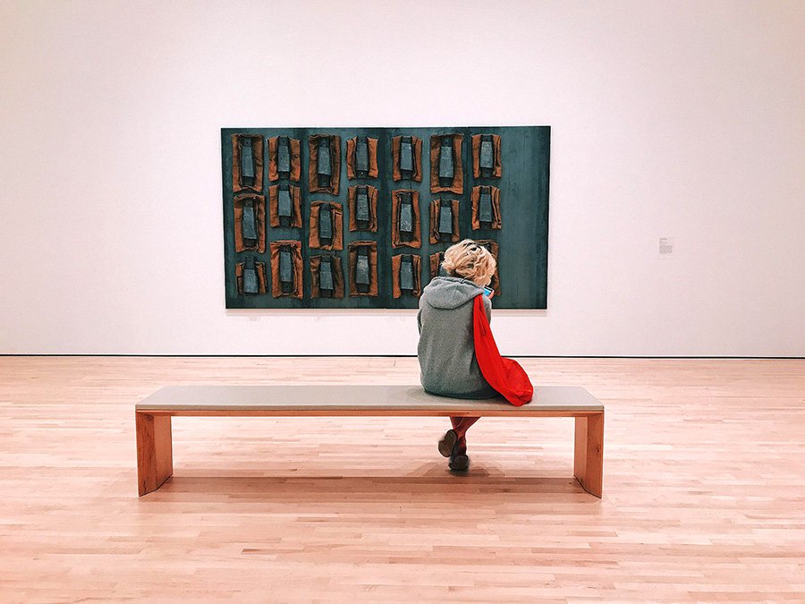 Посетительница в музее. Фото: Ioana Cristiana