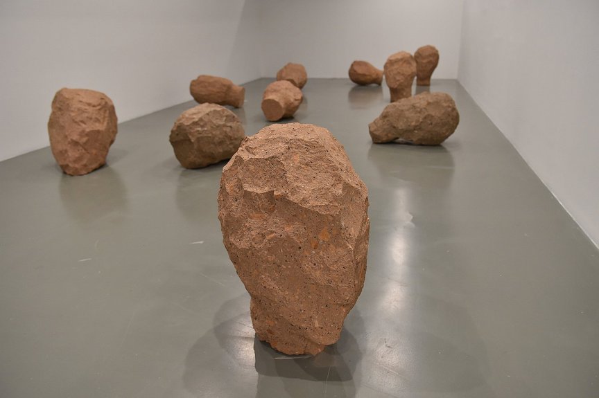Соня Баласанян. Silence of Stones. Скульптура. Основной проект. Фото: Саша Гусов