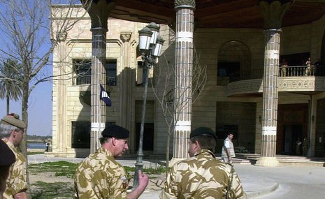 Во дворце Саддама Хусейна в Басре откроется музей