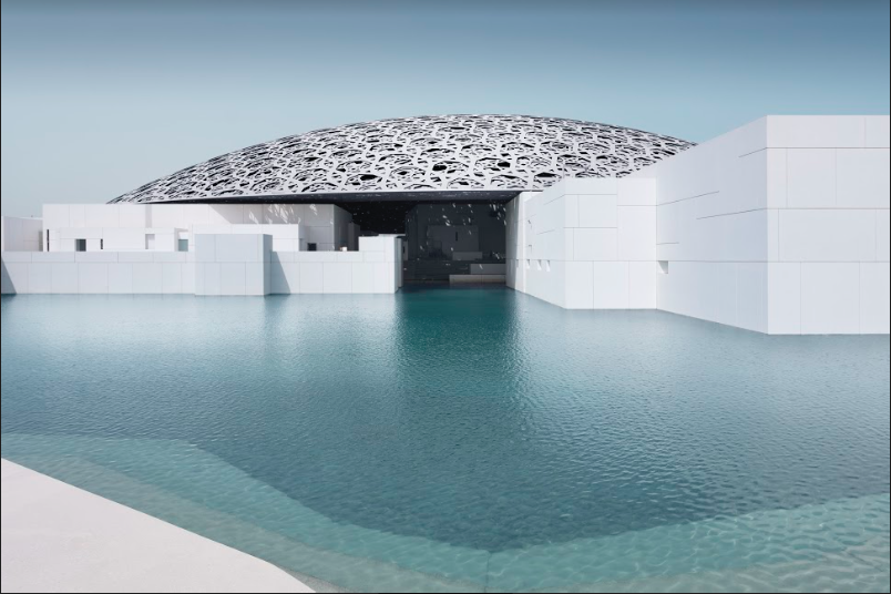 Здание музея Лувр - Абу-Даби архитектора Жана Нувеля. Фото: Louvre Abu Dhabi