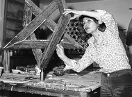 Звезда современного искусства Ирана Монир Шахруди Фарманфармаян умерла в возрасте 96 лет
