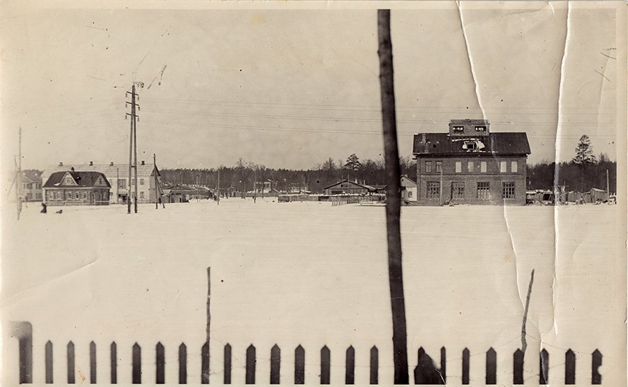 Красный дом. 1938. Фото: архив Ивана Голицына