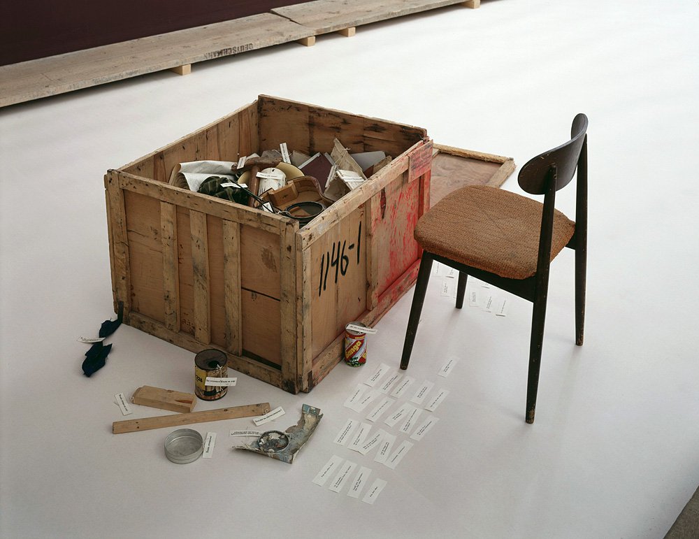 Илья Кабаков. Коробка с мусором. Коллекция MMK — Museum fur Moderne Kunst, Франкфурт-на-Майне