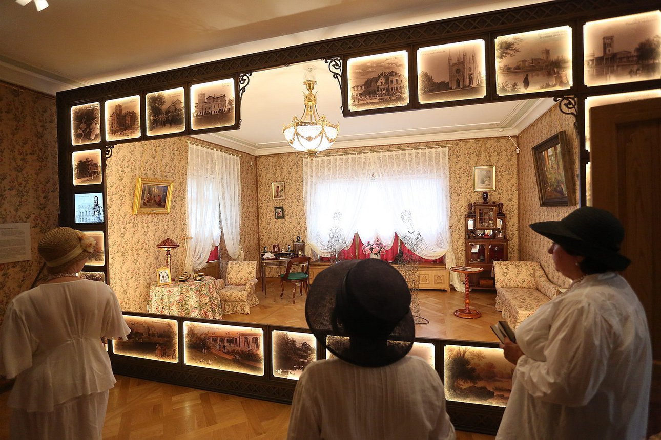 Дачный Петергоф | The Art Newspaper Russia — новости искусства