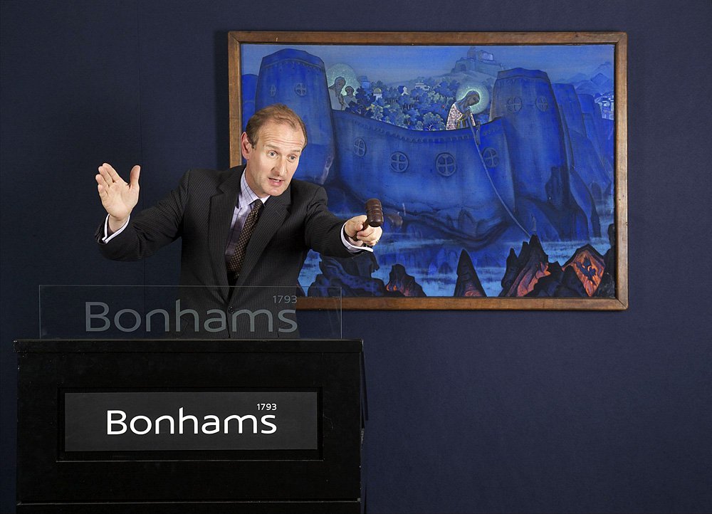 Картина Николая Рериха «Мадонна Лаборис» («Tруды Богоматери») 1931 года была продана в июне 2013-го за £7,88 млн. Это рекорд цены для художника, который не побит до сих пор. Фото: Bonhams