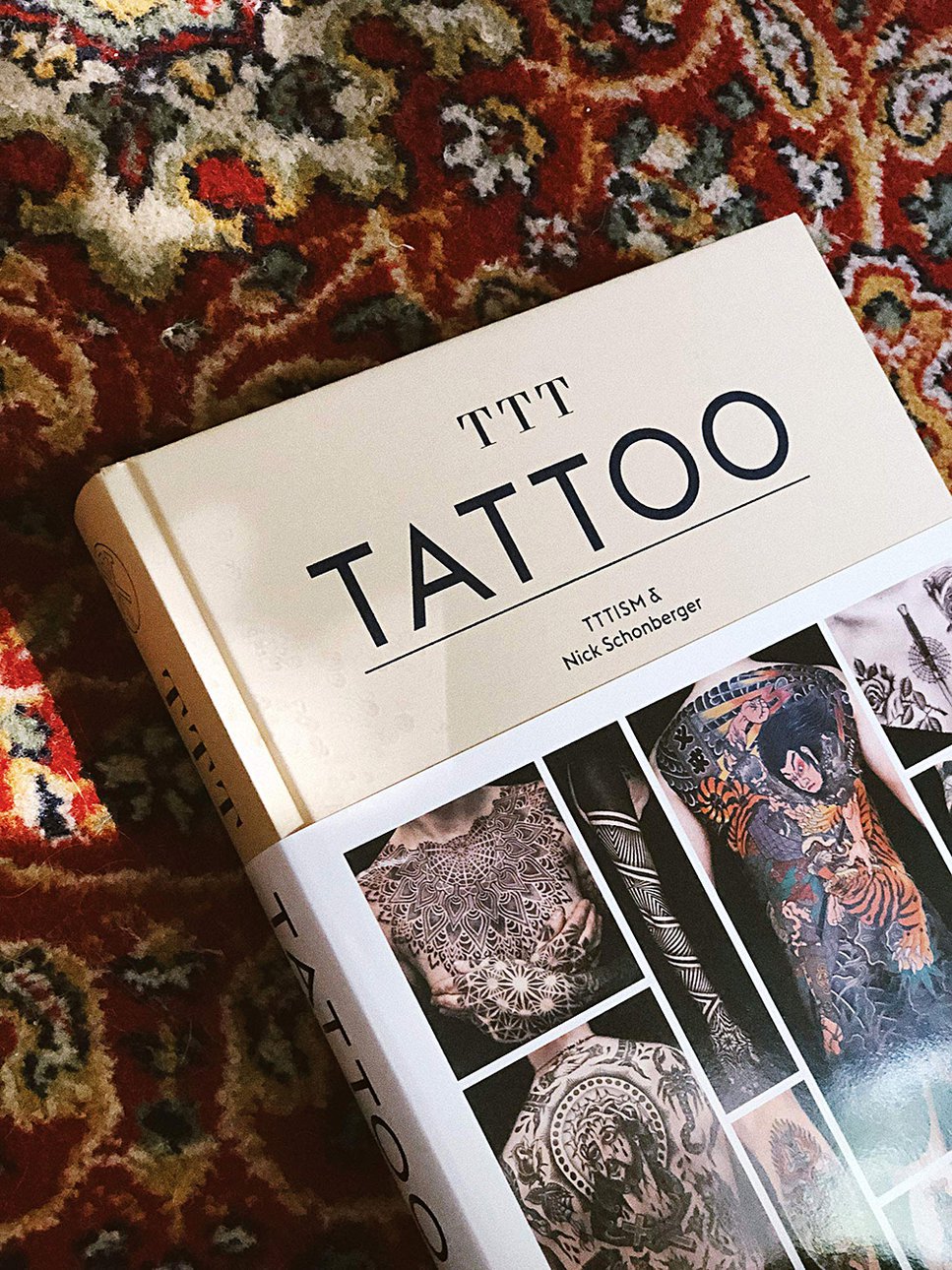 TTT: Tattoo / TTTism & Nick Schonberger. Laurence King. 528 с. £50. На английском языке