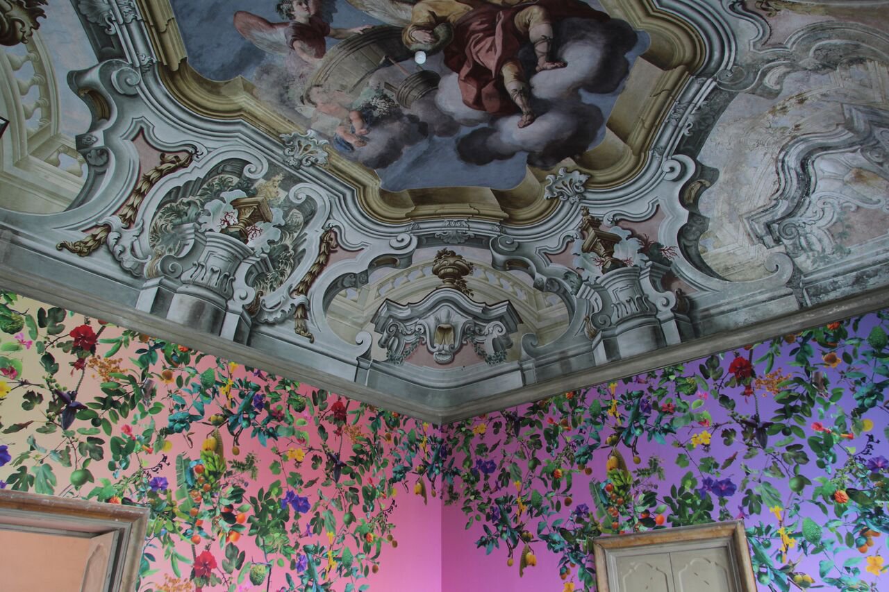 «Упавший фрукт». Проект в палаццо Бутера. Фото: Wolfgang Träger / Manifesta 12, Palermo