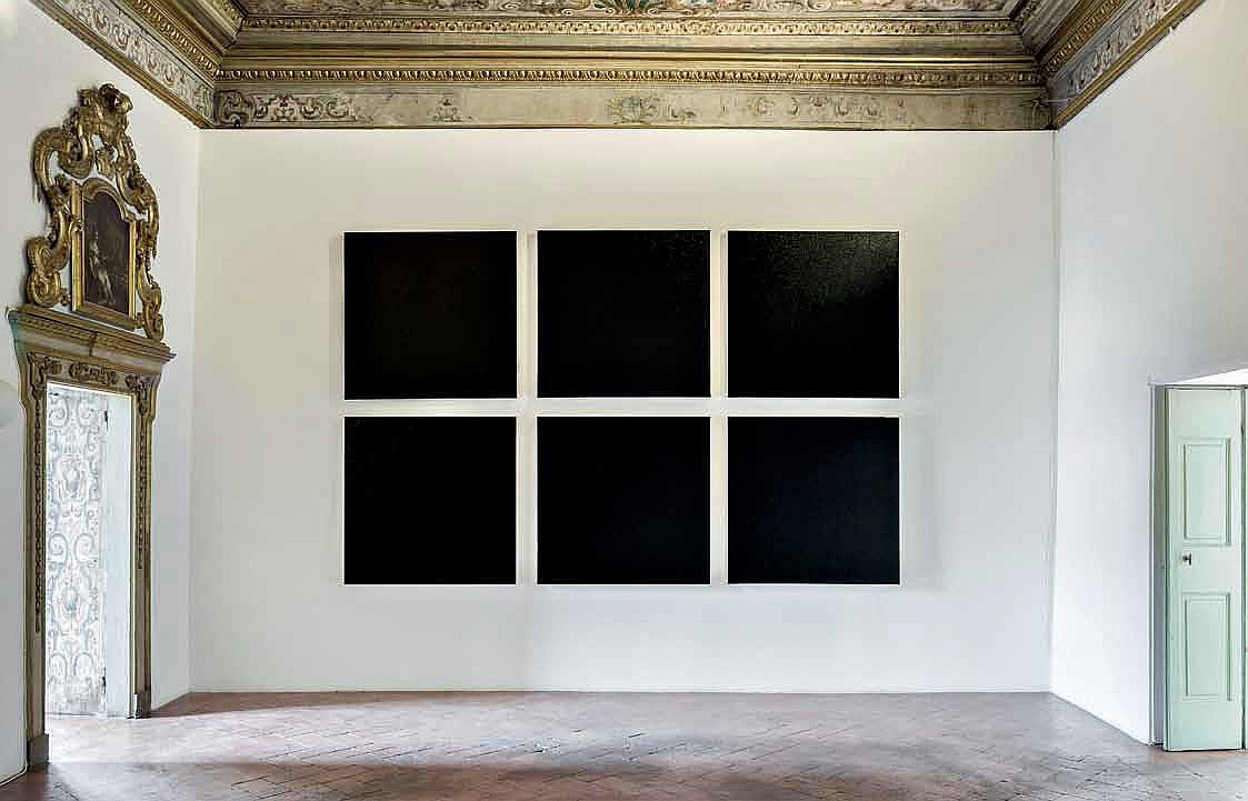 Оливье Моссе. Без названия. 2010. А Palazzo Gallery, Брешия
