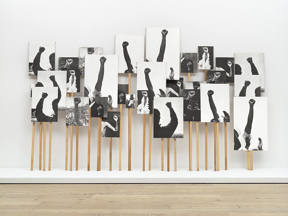 Анетт Лемьё. Left Right Left Right. 1995. Фото: Whitney Museum of American Art, New York