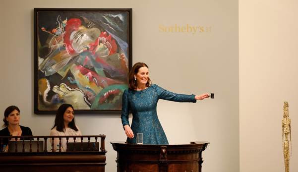 Торги за «Картину с белыми линиями» Василия Кандинского. Фото: Sotheby'