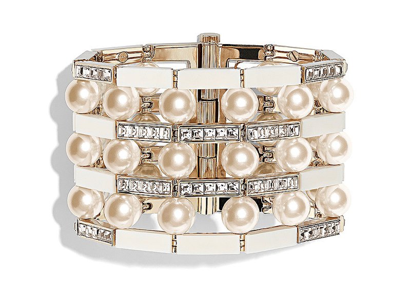 Chanel. Браслет-кафф. Фото: Chanel