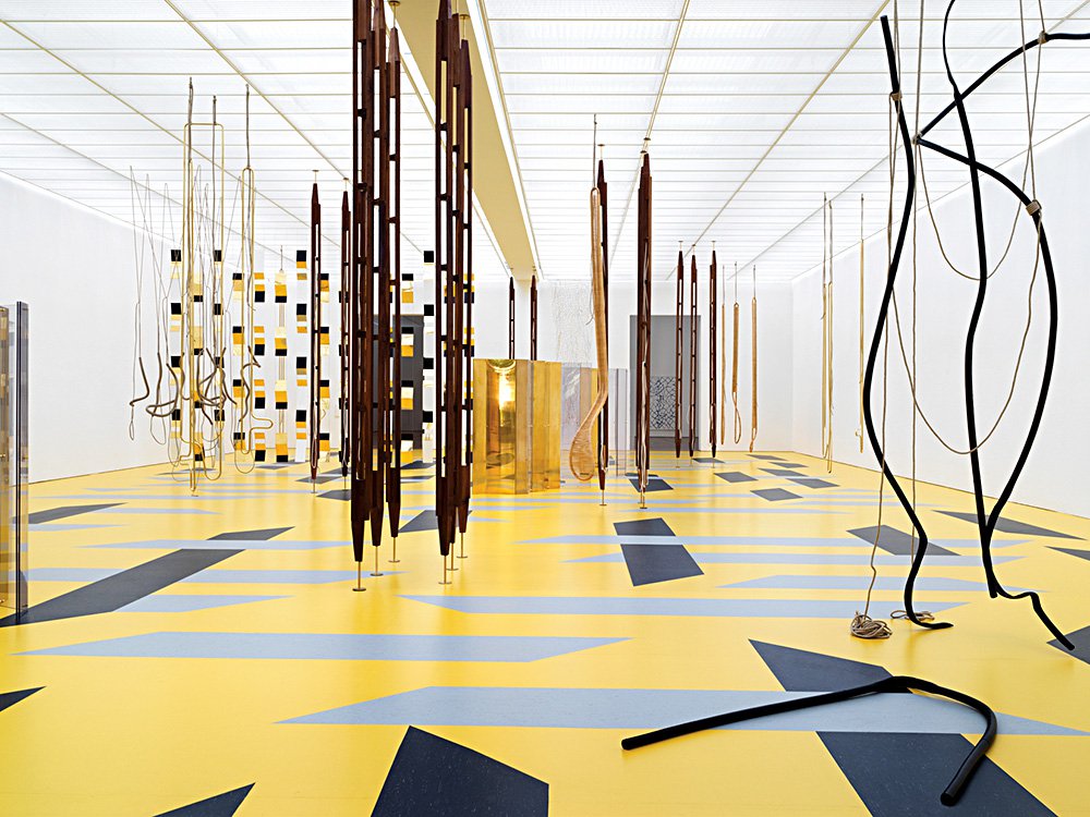 «Резонирующие пространства». Фрагмент экспозиции. Фото: Fondation Beyeler, Riehen/Basel, 2019 / Stefan Altenburger