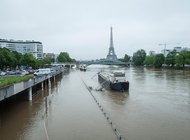 Лувр и Орсе закрыты в связи с угрозой наводнения