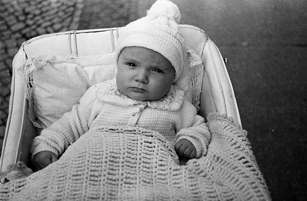 Евгений Хенкин. Ребенок в коляске. Берлин. Фото: Olga Maslova Walther